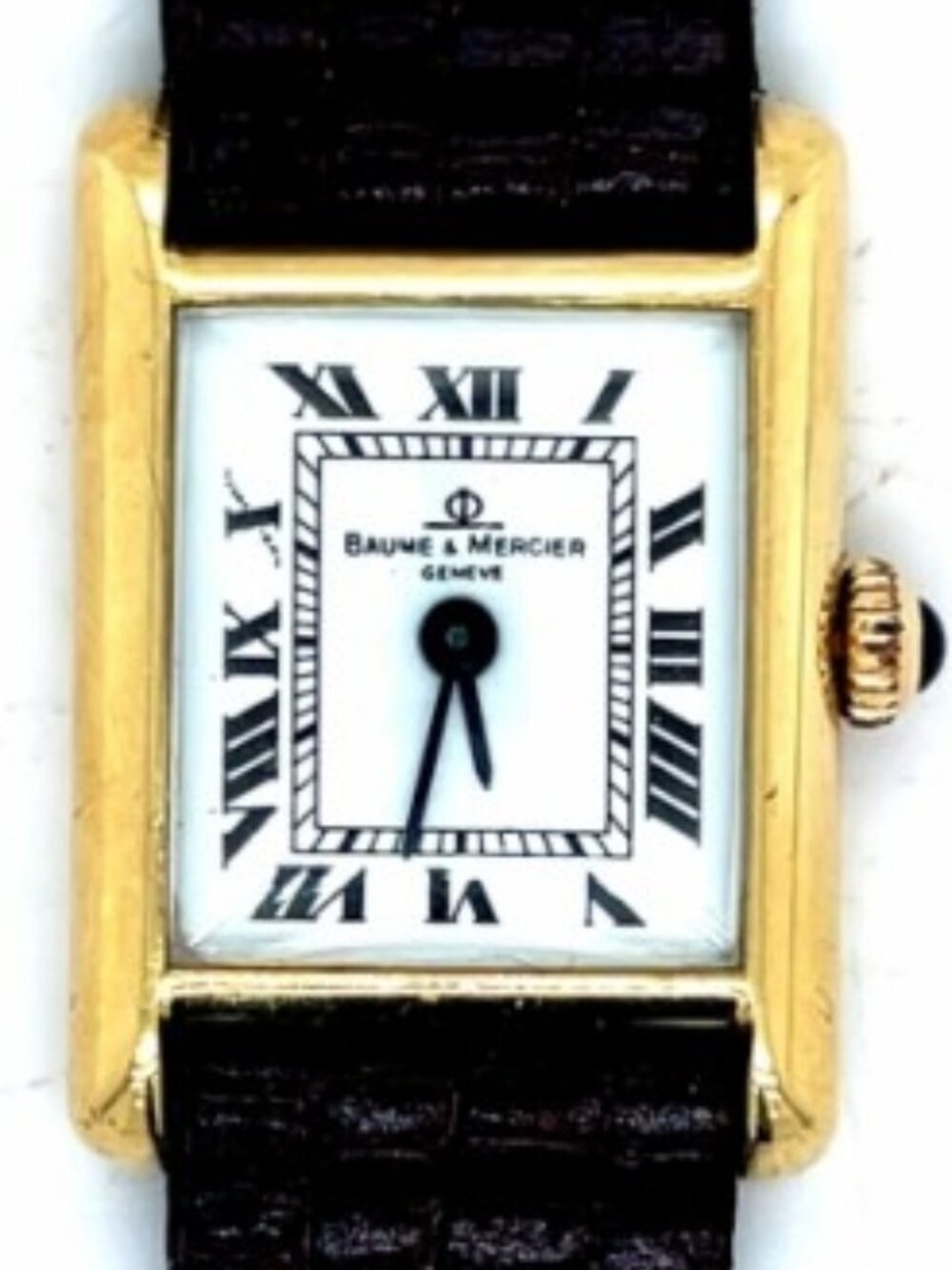 14K Baume & Mercier Lady's Refined Roman Numeral Wristwatch in 14k Yellow Gold